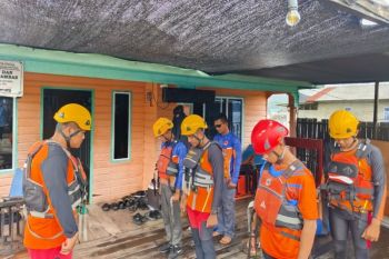 Tim SAR gabungan cari seorang lansia hilang di hutan Anambas
