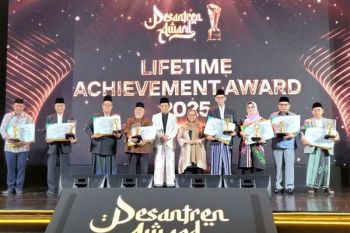 Daftar penerima Pesantren Award rangkaian peringatan Hari Santri Nasional 2025