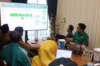 Tanoto Foundation pantau progres penerapan Sistem Monitoring Sekolah oleh Disdikbud Dumai