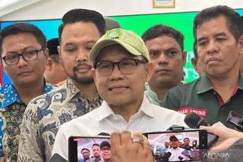 Cak Imin pimpin puncak Hari Santri Nasional 2025 di Barus, Sumut