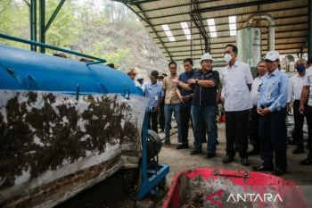 ITF Bawuran mampu mengolah sampah 25-30 ton per hari jadi paving block