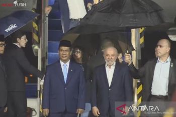 President Lula commences official visit to Indonesia