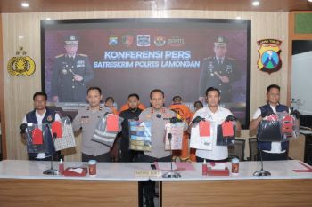 Polres Lamongan ungkap komplotan ganjal ATM asal Lampung