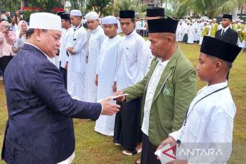 Bupati Kotim sebut santri berkontribusi dalam pembangunan daerah