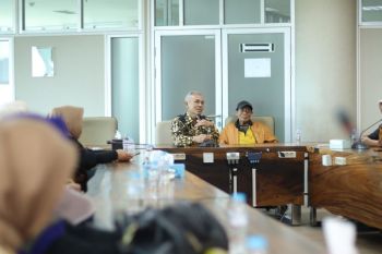 UMS terima kunjungan Paguyuban Purna Tugas Ditjen Dikti bahas komitmen pendidikan berkualitas