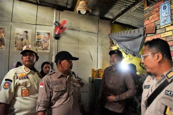Pemkab Sidoarjo fasilitasi rumah tinggal bagi seorang warga kurang mampu