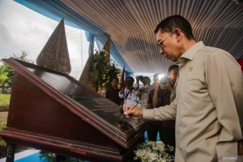 Menteri Kebudayaan meresmikan pemugaran candi perwara di Candi Plaosan