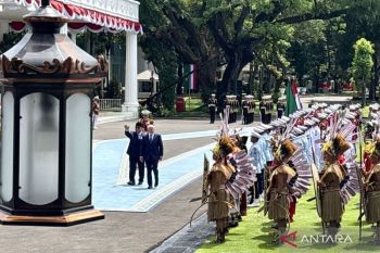 Prabowo welcomes Brazil’s Lula for bilateral talks in Jakarta
