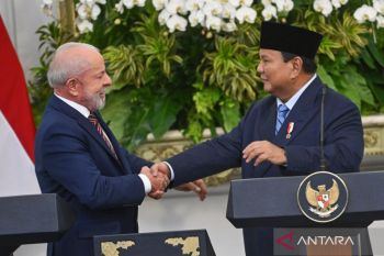 Lula calls for local currency trade, stronger Brazil–Indonesia ties