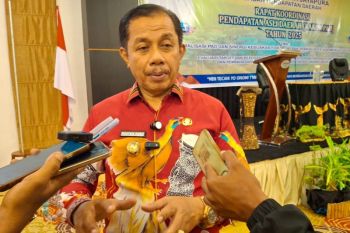 Pemkot Jayapura ganti biaya seragam sekolah siswa TK hingga SMA/SMK