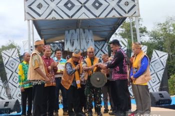 Festival Budaya Dayak Deah ajang pelestarian tradisi luhur