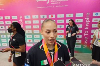 Kaylia Nemour kembali raih emas palang bertingkat di Kejuaraan Dunia