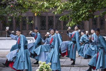 Festival Tari 5 Hari Dibuka di Zhejiang, China