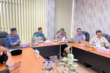 Tim Assesor BKN RI melakukan Visitasi Akreditasi  Assesment Center PUSPENKOM UIN Mahmud Yunus Batusangkar