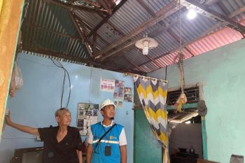 Warga Bengkayang nikmati listrik gratis lewat program light up the dream