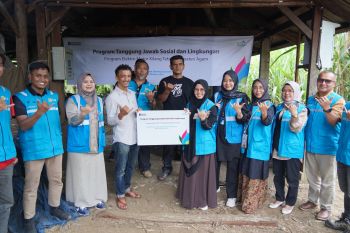Sambut Hari Pahlawan, PLN UID Sumatera Barat Dorong Petani Agam Gunakan Energi Bersih Lewat Program TJSL Elektro Motor Kilang Tebu