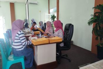 Imigrasi-Palu mudahkan masyarakat buat paspor haji lewat  program 'Lalampa'