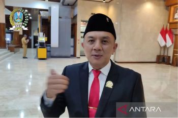 Peringati HUT ke-53, PDIP Jatim laporkan kinerja legislator ke publik