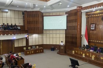 DPRD sepakat ojol pengangkut wisatawan wajib KTP domisili Bali