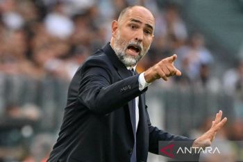 Kalah lima kali berturut-turut, Tudor masih pimpin Spurs di Anfield