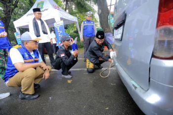 Pemkot Tangerang pastikan gas buang kendaraan layak lewati uji emisi