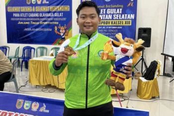 Gulat sumbang emas perdana untuk Kabupaten Balangan