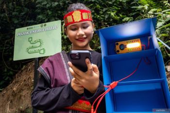 Aliran energi terbarukan di balik indahnya Air Terjun Ponot