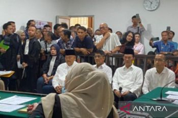 Korupsi Pasar Cinde, Alex Noerdin didakwa pasal berlapis rugikan negara Rp137,7 miliar