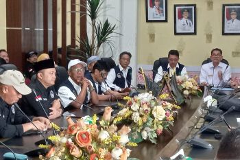 Pemkab Pessel sambut Kunjungan Akademik - PKL Dosen dan Mahasiswa Program Studi Doktor (S3) Ilmu Lingkungan UNP