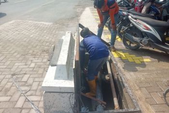 BBPJN Jateng--DIY lebarkan drainase Jalan Nasional Blora--Cepu antisipasi luapan air