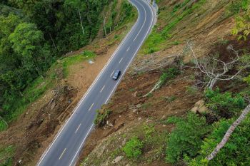 Peringatan dini cuaca ekstrem di Jawa Timur