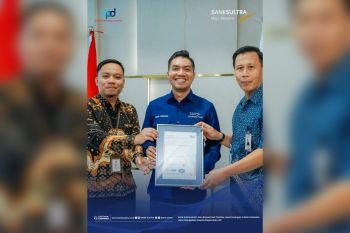 Komitmen penguatan sistem manajemen  keamanan informasi, Bank Sultra terima sertifikasi ISO/IEC
