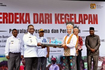 PLN-Kementerian ESDM resmikan PLTMH Anggi, dorong Arfak capai energi bersih