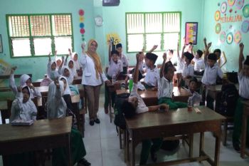 Pemkot Pekalongan gerakan program POPM cegah penyakit cacingan