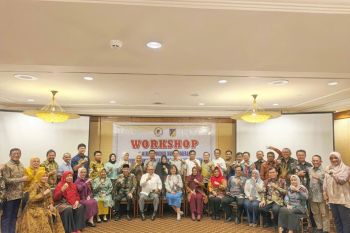DPRD Sulteng perkuat kapasitas legislasi Lewat Workshop Penataan Produk Hukum