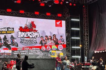 Ribuan bikers kumpul di Lapangan KONI Manado