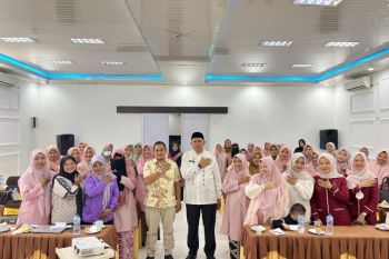 Dinkes Kota Solok perkuat sistem pelaporan cepat kematian ibu dan bayi