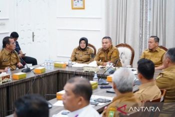 Sebelum ramai OTT KPK, Gubernur Riau rapat dengan Wali Kota Pekanbaru dan Bupati Siak