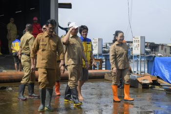 Pemkot Semarang tambah mesin pompa percepat penyusutan banjir