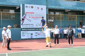 Bupati Badung Cup 2025 jaring petenis muda potensial