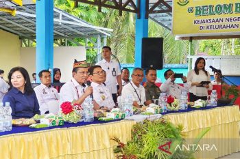 Temui warga di Bukit Tunggal, Menkum instruksikan posbankum bantu penyelesaian konflik agraria