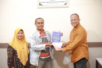 UMS tebar kebahagiaan lewat balon hari jadi-67