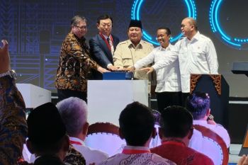 Prabowo opens Southeast Asia's largest petrochemical plant in Cilegon
