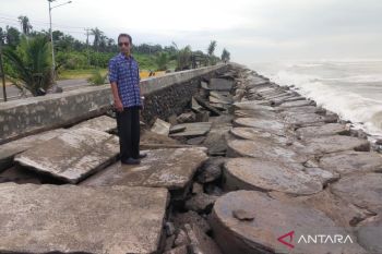 BPBD Mukomuko cek dampak gelombang tinggi