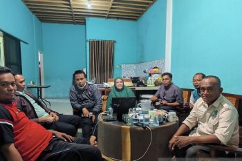 IGI Dompu hidupkan semangat literasi dan inovasi di Hari Guru Nasional 2025