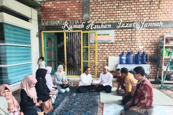 DJPb Jambi beri bantuan anak panti asuhan rangkaian Hari Oeang