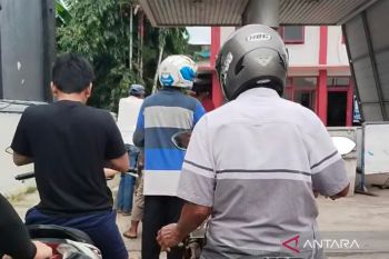 Perindagkop Mukomuko pertanyakan soal kelangkaan BBM subsidi