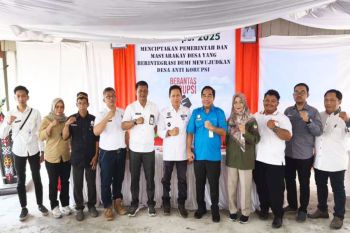 Bupati Barut apresiasi Desa Bukit Sawit raih predikat Desa Antikorupsi 2025