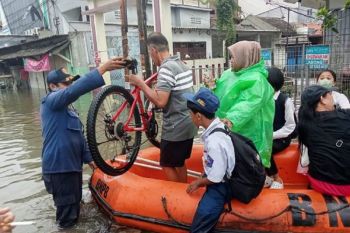 Cegah banjir, DPRD ajak Pemkot Tangerang pantau jaringan air buangan
