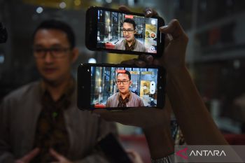 Penggeledahan KPK di Riau, dokumen anggaran pemprov disita